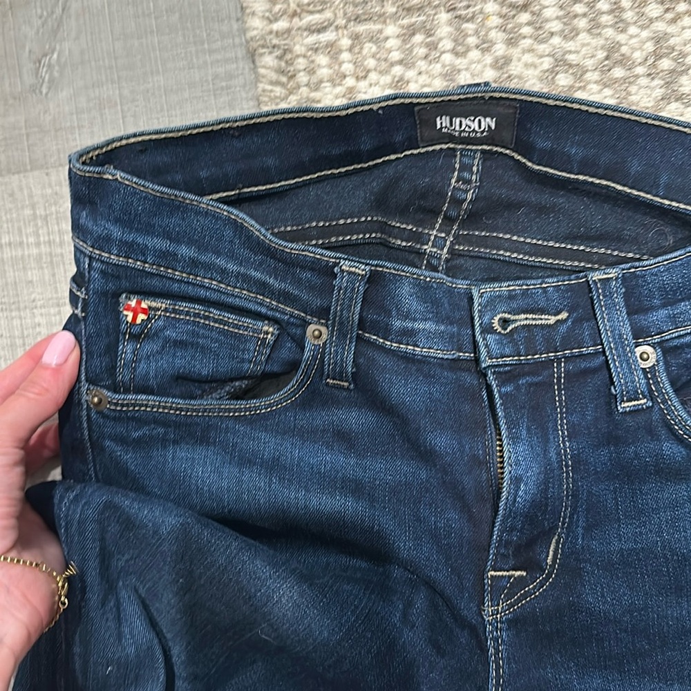 Super soft skinny Hudson jeans. Fitted and stylish stretch